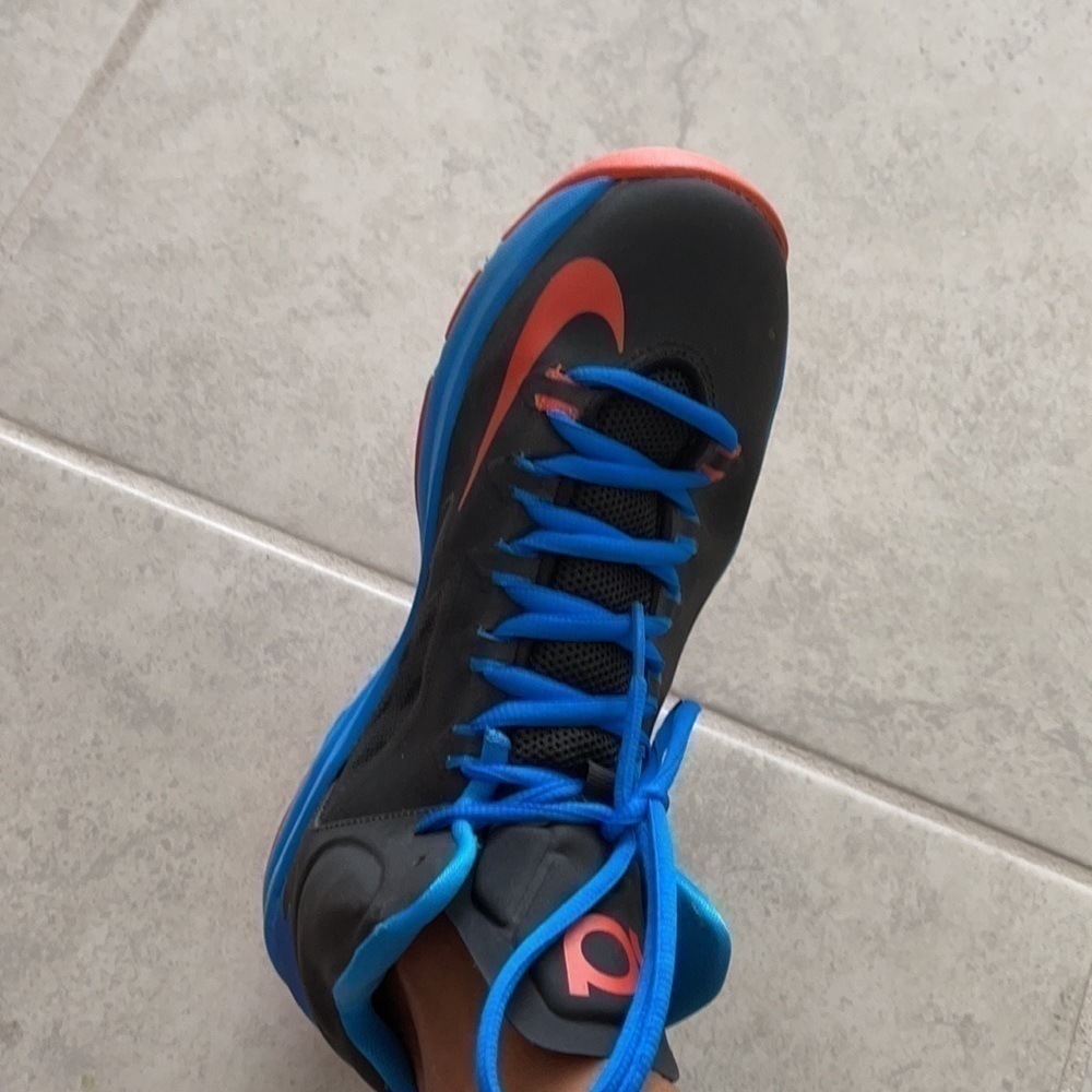 Nike Kevin Durant Sneakers/#35 - Picture 4 of 6
